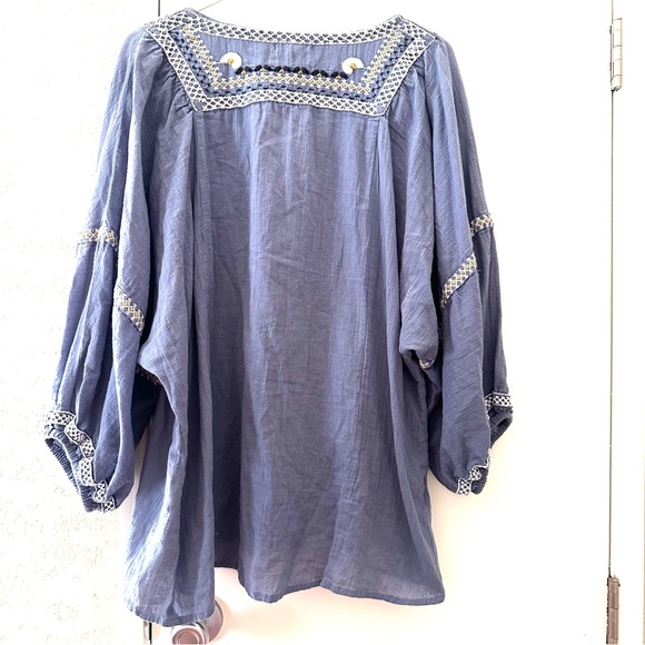 Max Studio Blue Embroidered Boho Peasant Top 3/4 Sleeve - Picture 6 of 9